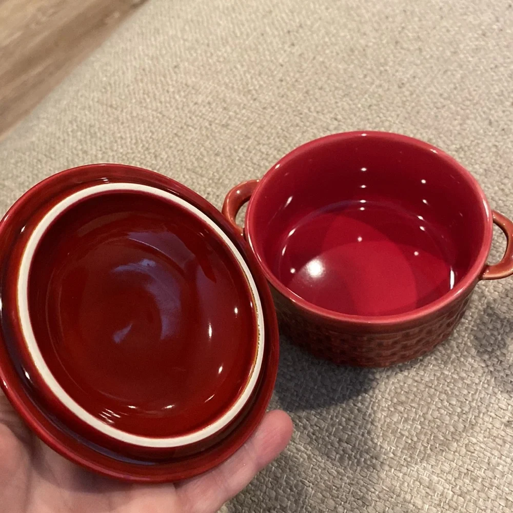NWOT Pier 1 Burgundy Basket Weave Stoneware Ramekin & Mini Cup 2pc